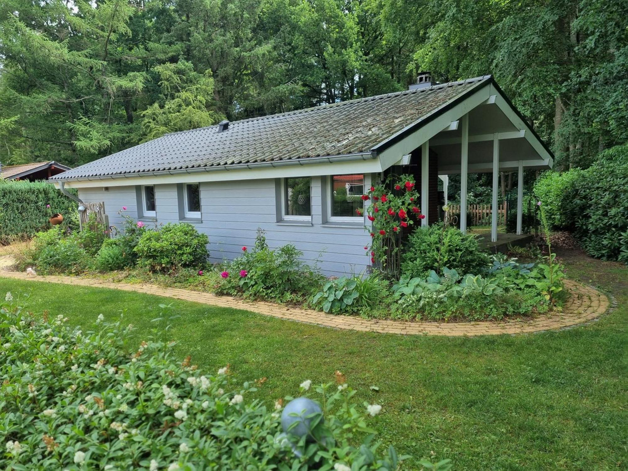 Ferienhaus Paulsen - Gemuetliches Haeuschen Mit Vollstaendig Eingezaeuntem Garten Und Kamin Silberstedt エクステリア 写真